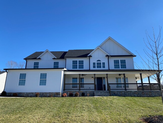 property at 189 Summerlyn Dr