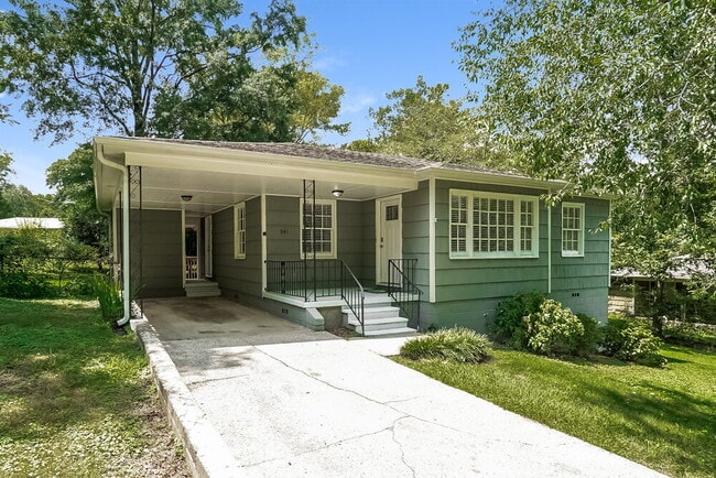 property at 941 Martinwood Cir