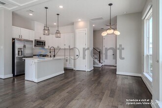 4515 Whitney Pkwy in Houston, TX - Building Photo - Building Photo