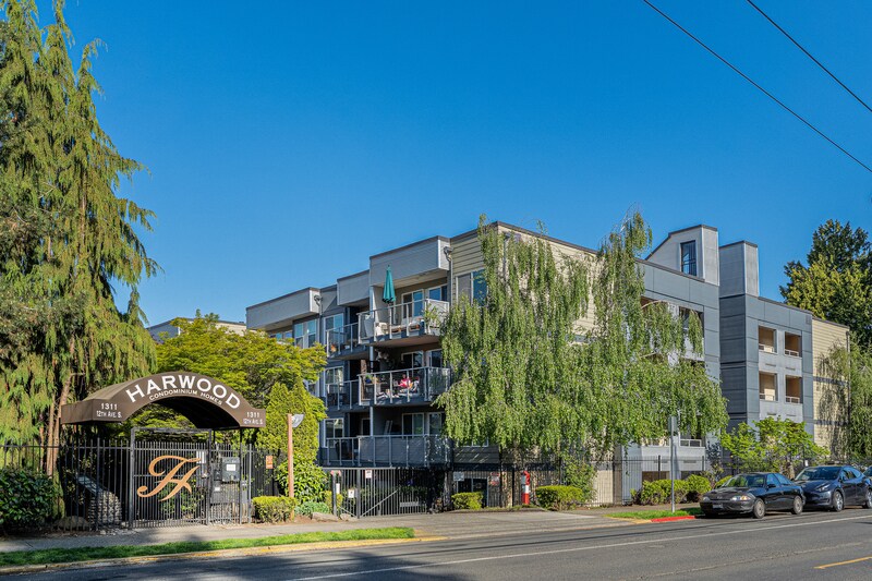 1311 12th Ave S in Seattle, WA - Building Photo