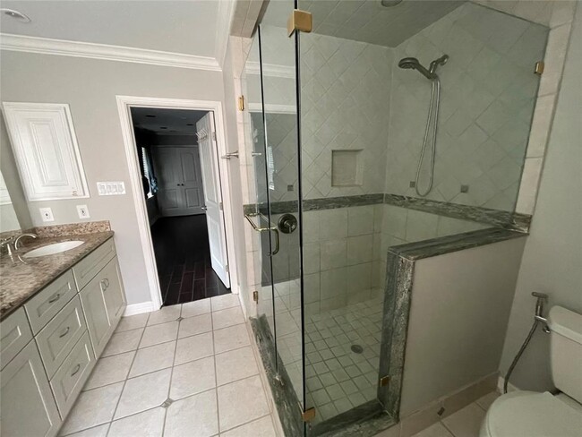 property at 4955 Braesheather Dr