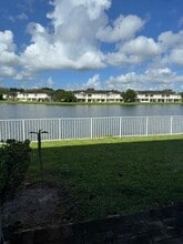4114 Emerald Vista in Lake Worth Beach, FL - Building Photo - Building Photo