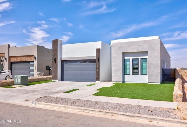 property at 2809 Tierra Garden Dr