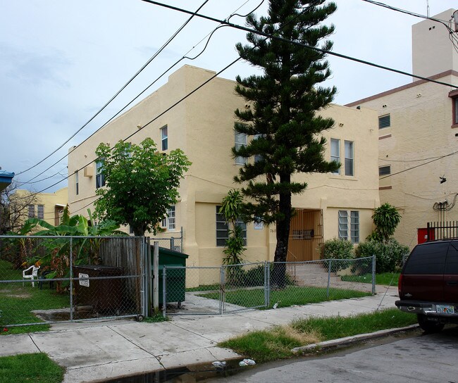 768 NW 2nd St in Miami, FL - Building Photo - Building Photo