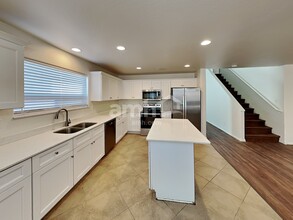 466 E Penny Ln in San Tan Valley, AZ - Building Photo - Building Photo
