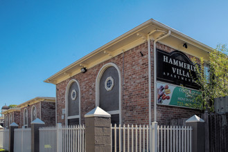 Hammerly Villas in Houston, TX - Building Photo - Building Photo