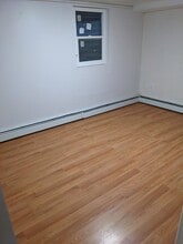 153 Weigands Ln, Unit # 1 in Secaucus, NJ - Foto de edificio - Building Photo