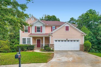 700 Kirkly Way in Fairburn, GA - Building Photo - Building Photo