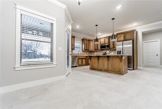 933 Hampton St in Springdale, AR - Building Photo - Building Photo