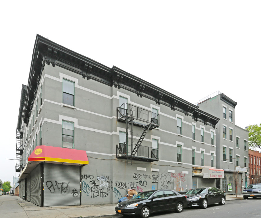 1457 Broadway in Brooklyn, NY - Building Photo