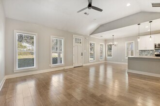 3573 Douglass Ave in Memphis, TN - Building Photo - Building Photo