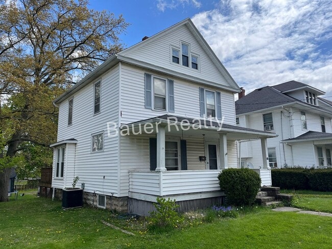 740 Sandusky St in Ashland, OH - Building Photo - Building Photo