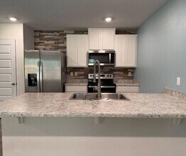 3132 Van Day Way in Crestview, FL - Building Photo - Building Photo