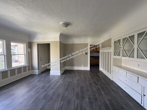 963 18th St in Oakland, CA - Foto de edificio - Building Photo