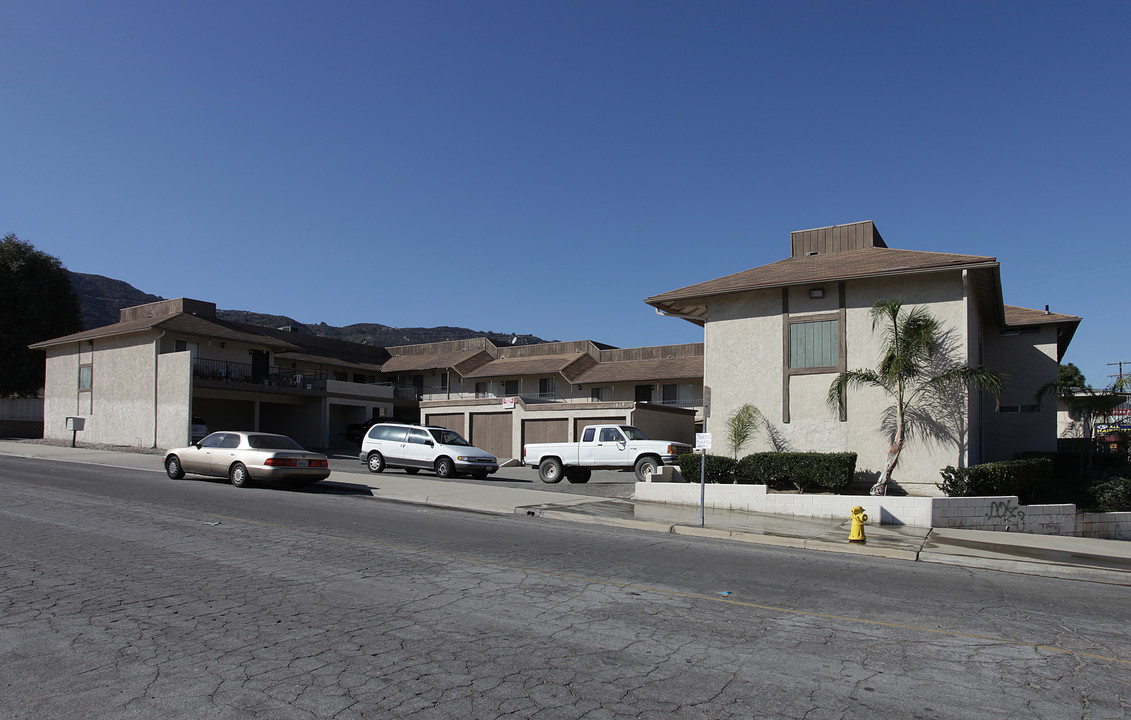 Mountain Ridge Apartments in Lake Elsinore, CA - Building Photo