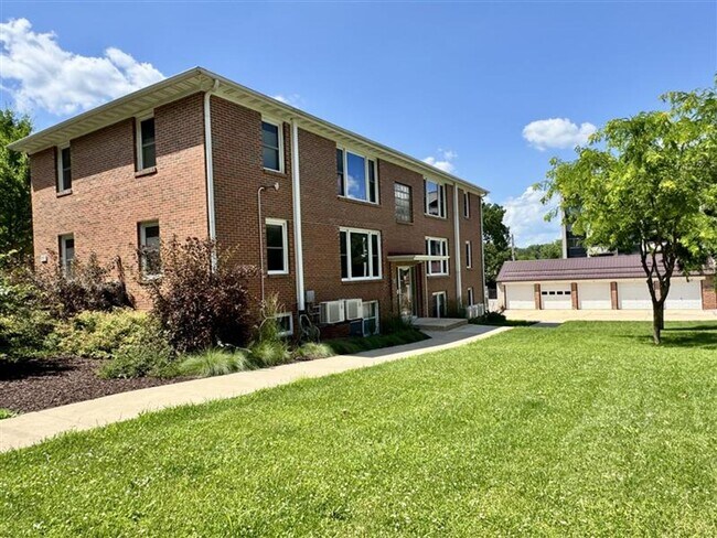 3118 Harvey St in Madison, WI - Building Photo - Building Photo
