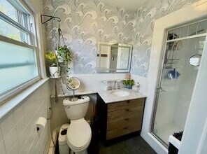 304 Lincoln Blvd, Unit Studio in Long Beach, NY - Building Photo - Building Photo