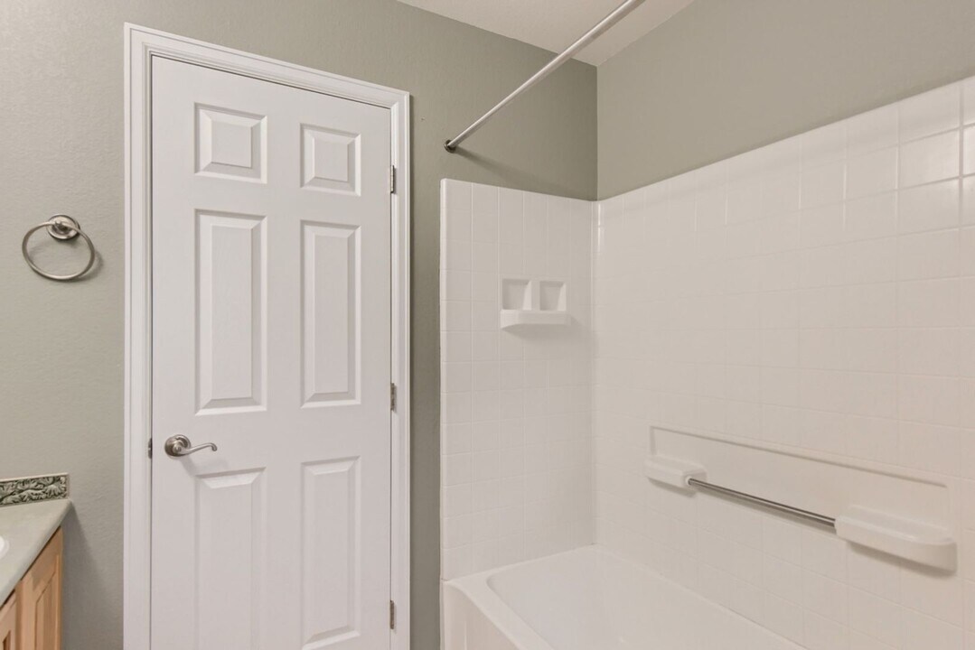 11884 Swansea Dr in Parker, CO - Building Photo