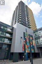 104 Garment St in Kitchener, ON - Building Photo