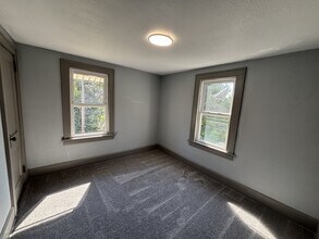2504 Navarre Rd SW in Canton, OH - Building Photo - Building Photo