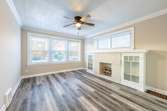 8401 S Paulina St in Chicago, IL - Building Photo - Building Photo