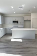 16333 Malibu Dr in Lathrop, CA - Building Photo - Building Photo