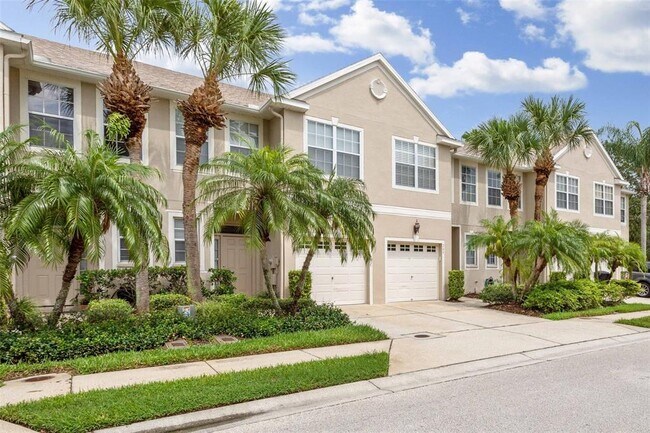739 Vallance Way NE in St. Petersburg, FL - Building Photo - Building Photo