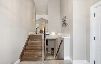 17 Lockside Dr in Peterborough, ON - Building Photo - Building Photo