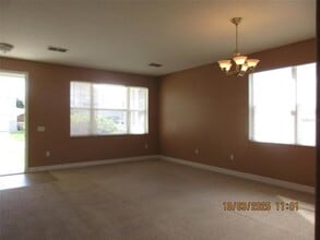 1022 Berkeley Dr in Kissimmee, FL - Building Photo - Building Photo