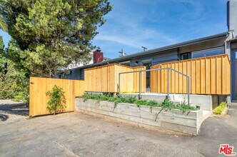 3436 S Centinela Ave in Los Angeles, CA - Building Photo - Building Photo