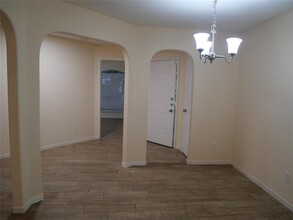 11918 Panay Village Cir in Houston, TX - Foto de edificio - Building Photo