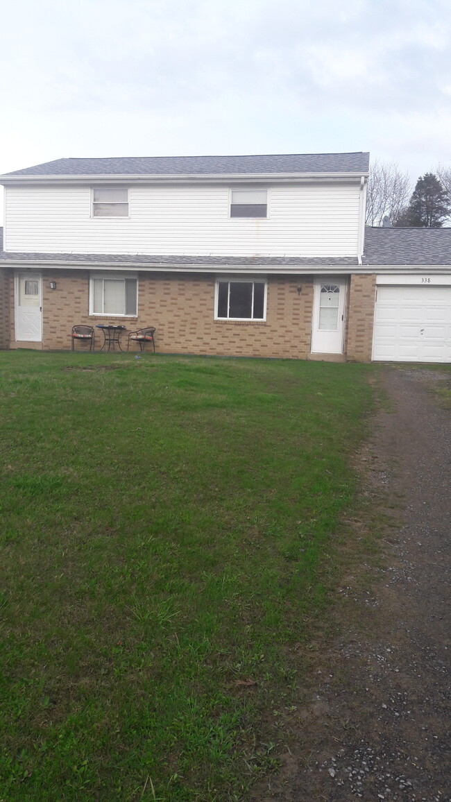 338 Victory Rd, Unit 338