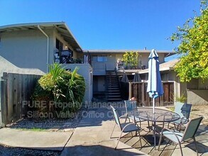 870 Castlewood Dr in Los Gatos, CA - Building Photo - Building Photo