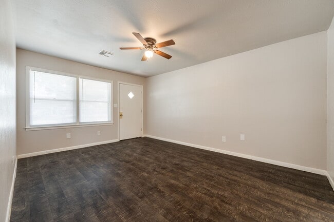 1709 S Dille Ave in El Reno, OK - Building Photo - Building Photo