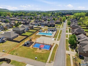 7718 Emma Ann Wy NW in Huntsville, AL - Building Photo - Building Photo