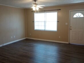 1029 Rowe St, Unit 1029 Rowe Street Unit 1 in New Tazewell, TN - Building Photo - Building Photo