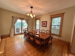 123 W 35th St in Minneapolis, MN - Building Photo - Building Photo