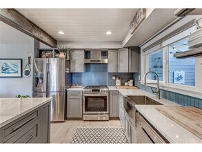 24561 Harbor View Dr, Unit #D in Dana Point, CA - Building Photo - Building Photo