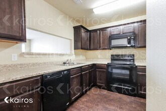 5002 Thomas St in Siloam Springs, AR - Building Photo - Building Photo