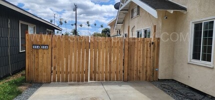 554 Randolph St in Pomona, CA - Building Photo - Building Photo