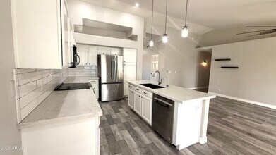151 W Shamrock St in Gilbert, AZ - Building Photo - Building Photo