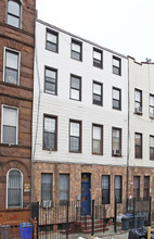 77 Jefferson St in Brooklyn, NY - Foto de edificio - Building Photo