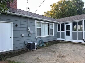 7708 Juniper St in Prairie Village, KS - Building Photo - Building Photo