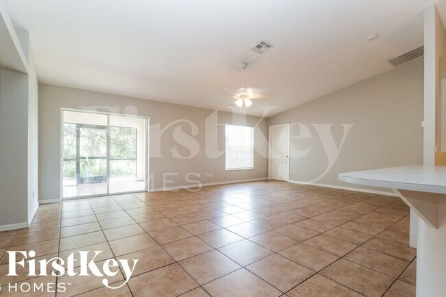 3605 1st St SW in Lehigh Acres, FL - Building Photo - Building Photo