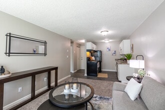 Glen Ridge Apartments in Longmont, CO - Foto de edificio - Interior Photo