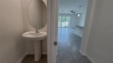 11071 Crescent Deer Dr in Land O Lakes, FL - Building Photo - Building Photo