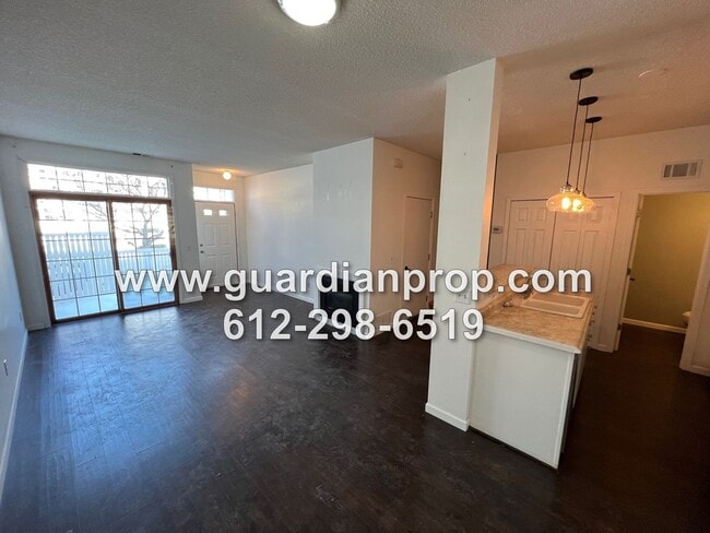 property at 2739 Mallard Dr