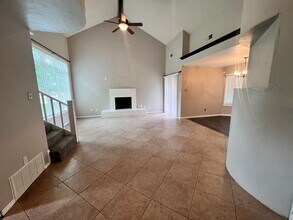 5611 87th St in Lubbock, TX - Foto de edificio - Building Photo