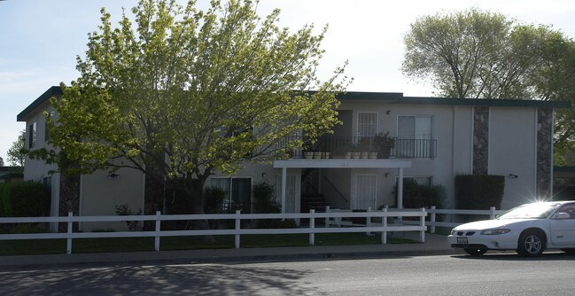 284 I St in Livermore, CA - Foto de edificio - Building Photo