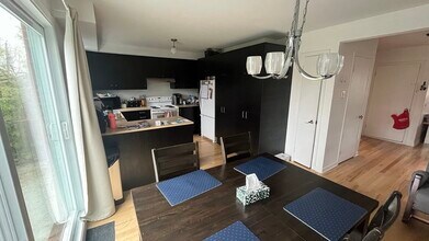 6389 Mignault Rue in Montréal, QC - Building Photo - Building Photo